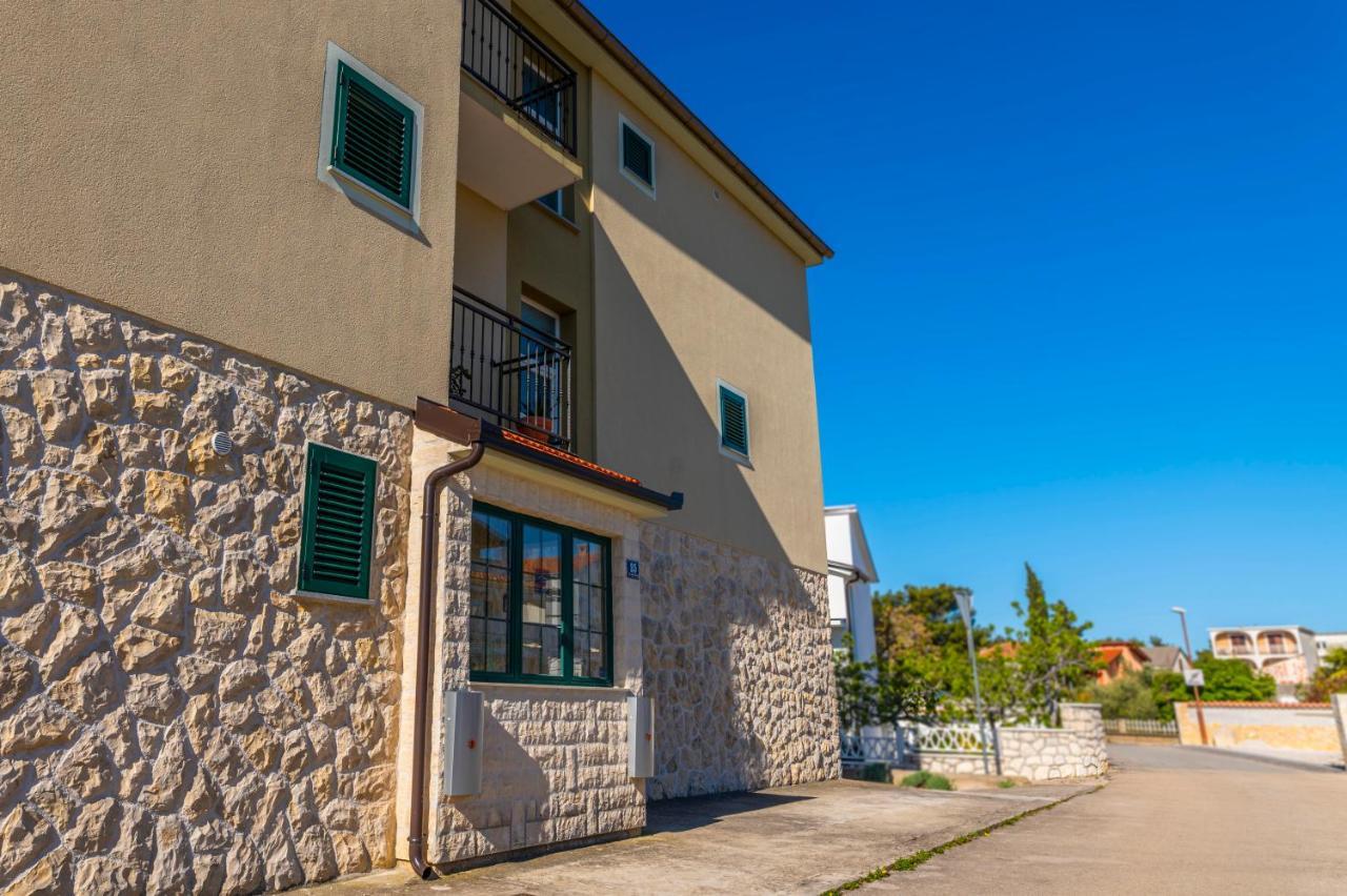 Charming Tale Apartments Modun19 Пировац Екстериор снимка