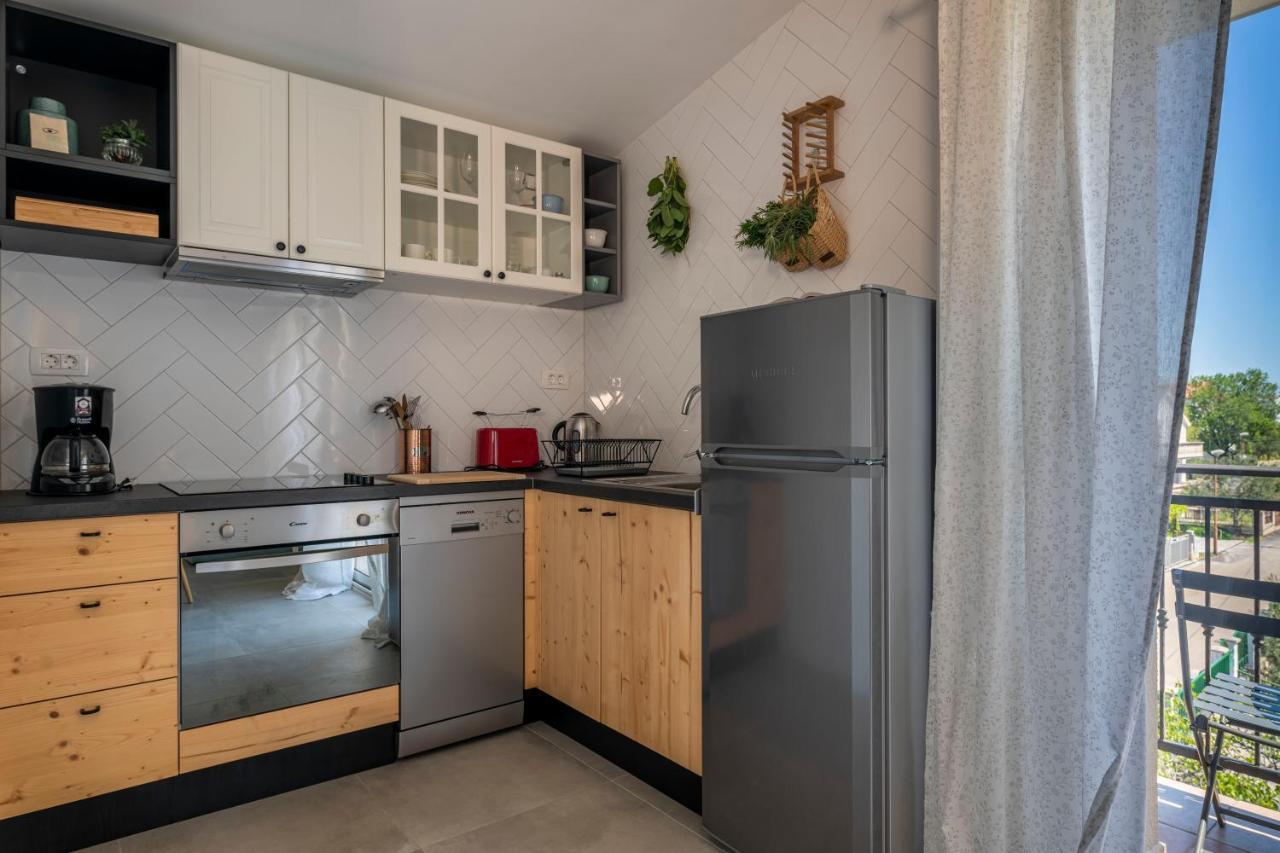 Charming Tale Apartments Modun19 Пировац Екстериор снимка