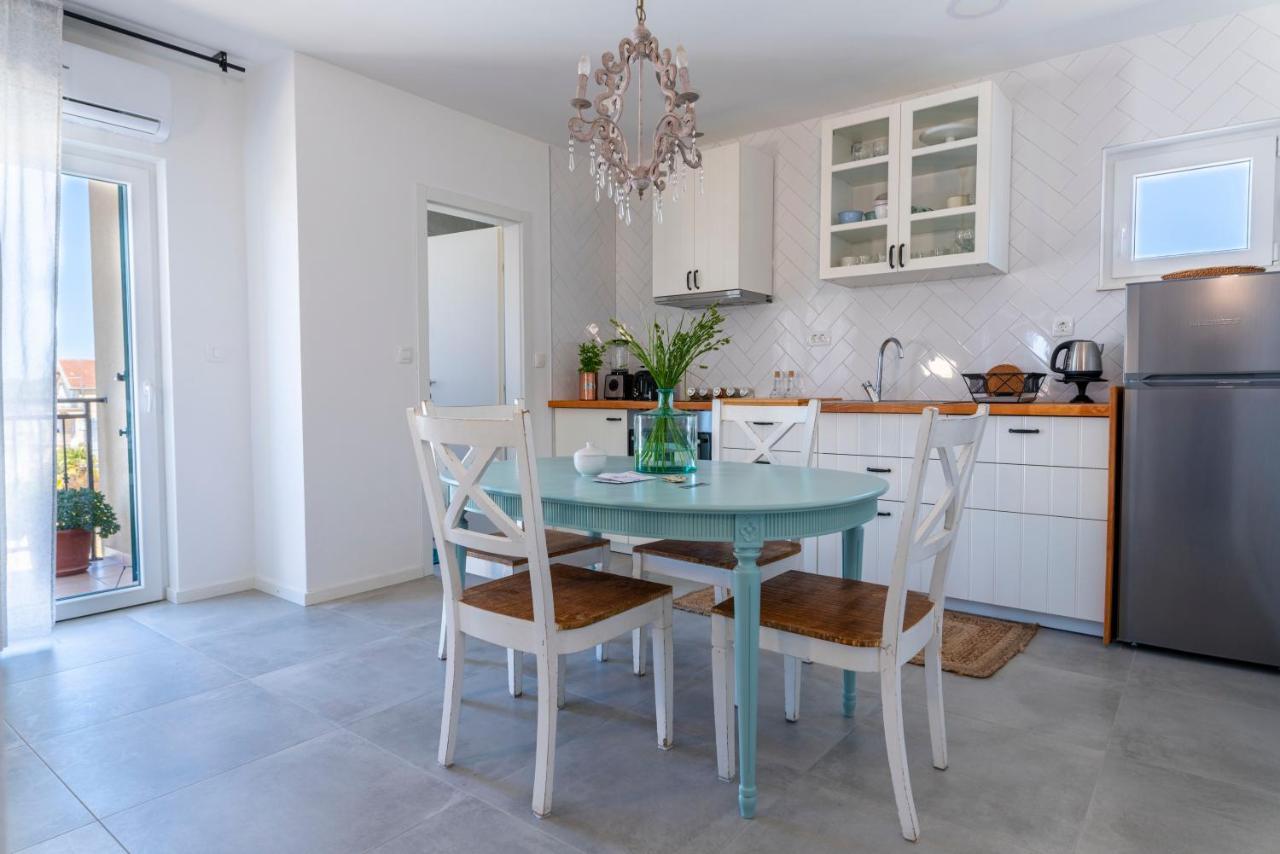 Charming Tale Apartments Modun19 Пировац Екстериор снимка