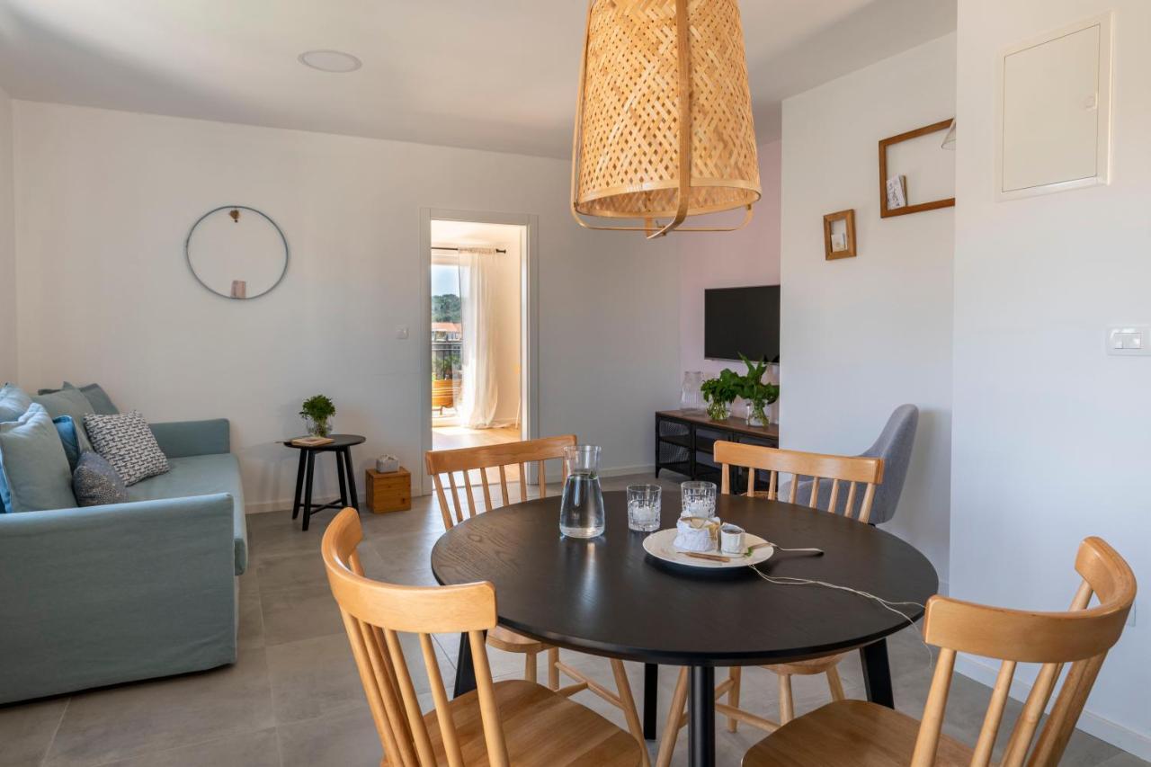 Charming Tale Apartments Modun19 Пировац Екстериор снимка