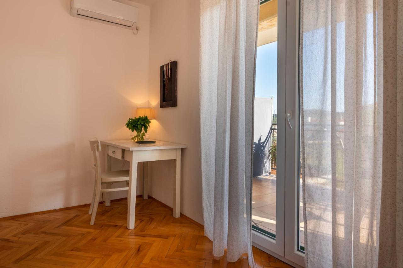 Charming Tale Apartments Modun19 Пировац Екстериор снимка
